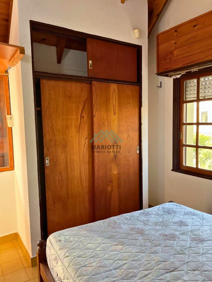 2026 - PINAMAR - EN ALQUILER ANUAL - DUPLEX 2 AMBIENTES EN ZONA CENTRICA