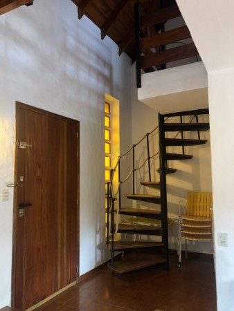 PINAMAR CENTRO - DUPLEX 2 DORMITORIOS 2 BANOS PATIO CON PARRILLA CERCA DEL CENTRO