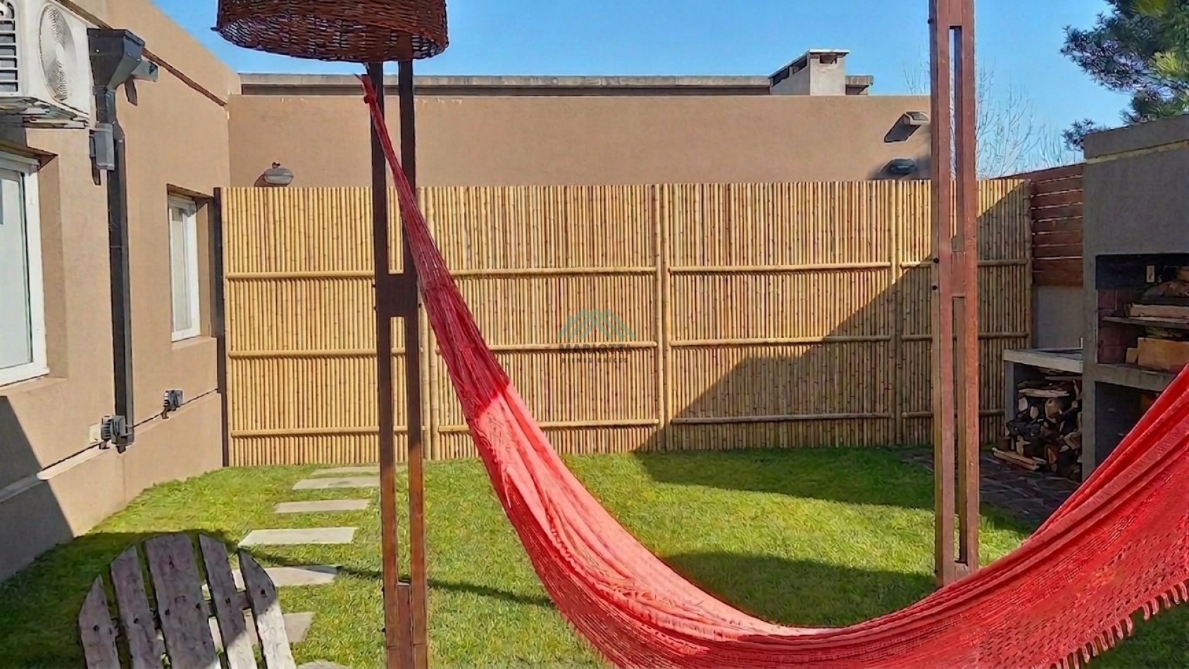 2026 - EN ALQUILER - PINAMAR - OSTENDE - MODERNA CASA EN PH 3 DORM BAÑOS 2 