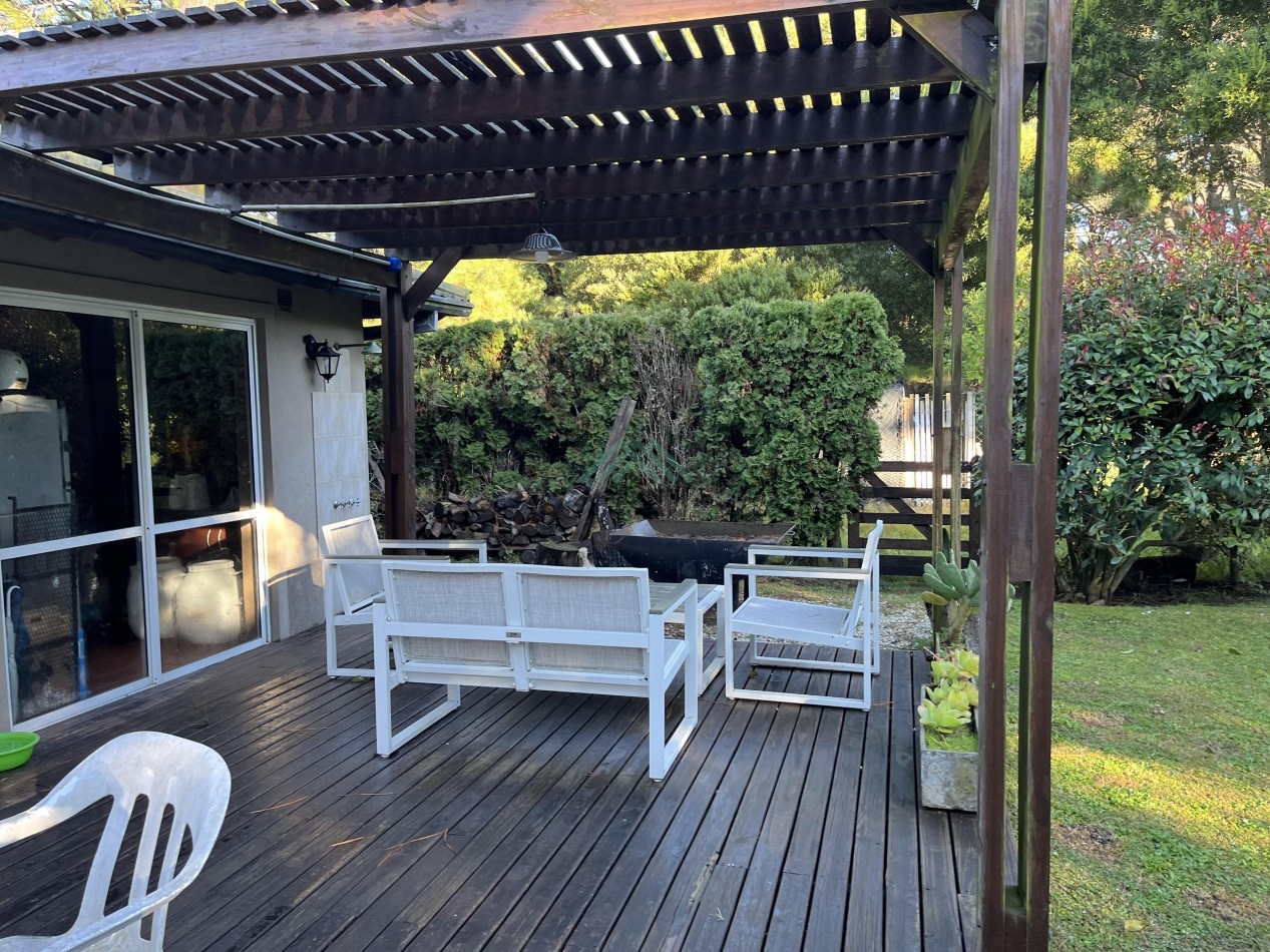 EN VENTA - PINAMAR - B5 - CASA 4 DORMITORIOS  