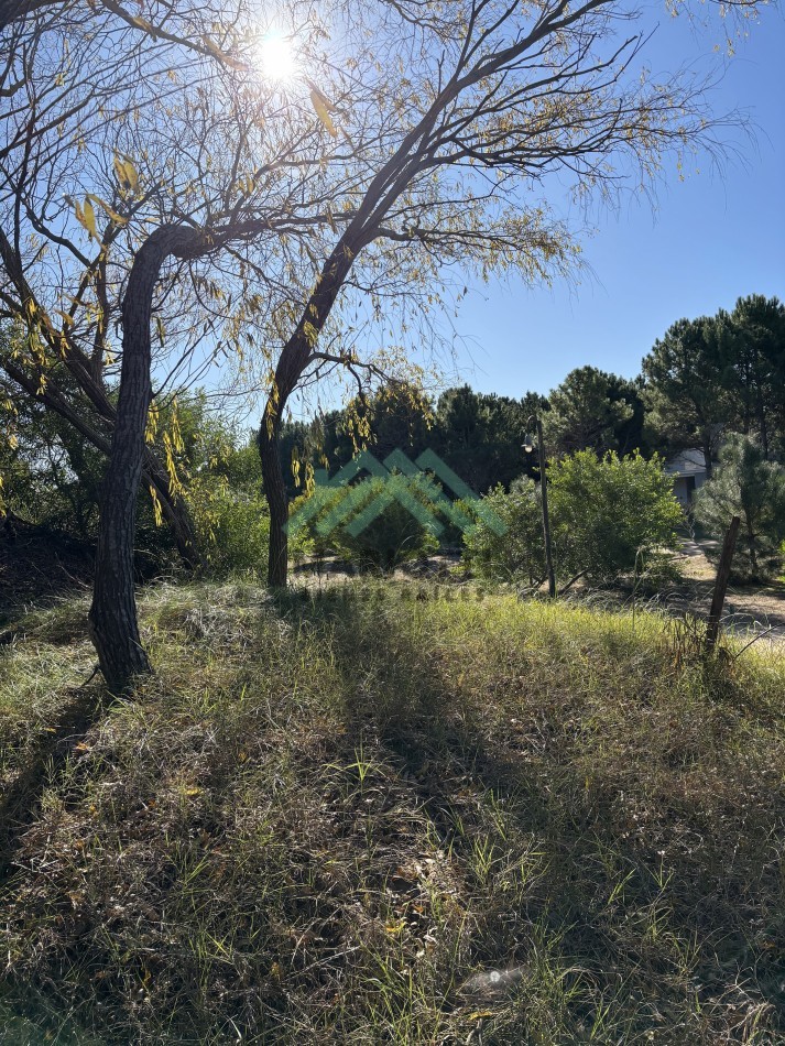 EN VENTA - COSTA ESMERALDA - LOTE BARRIO GOLF 2 - 1.530M2 CON FONDO DE 41M LINEALES DE VISTA AL CAMPO DE GOLF