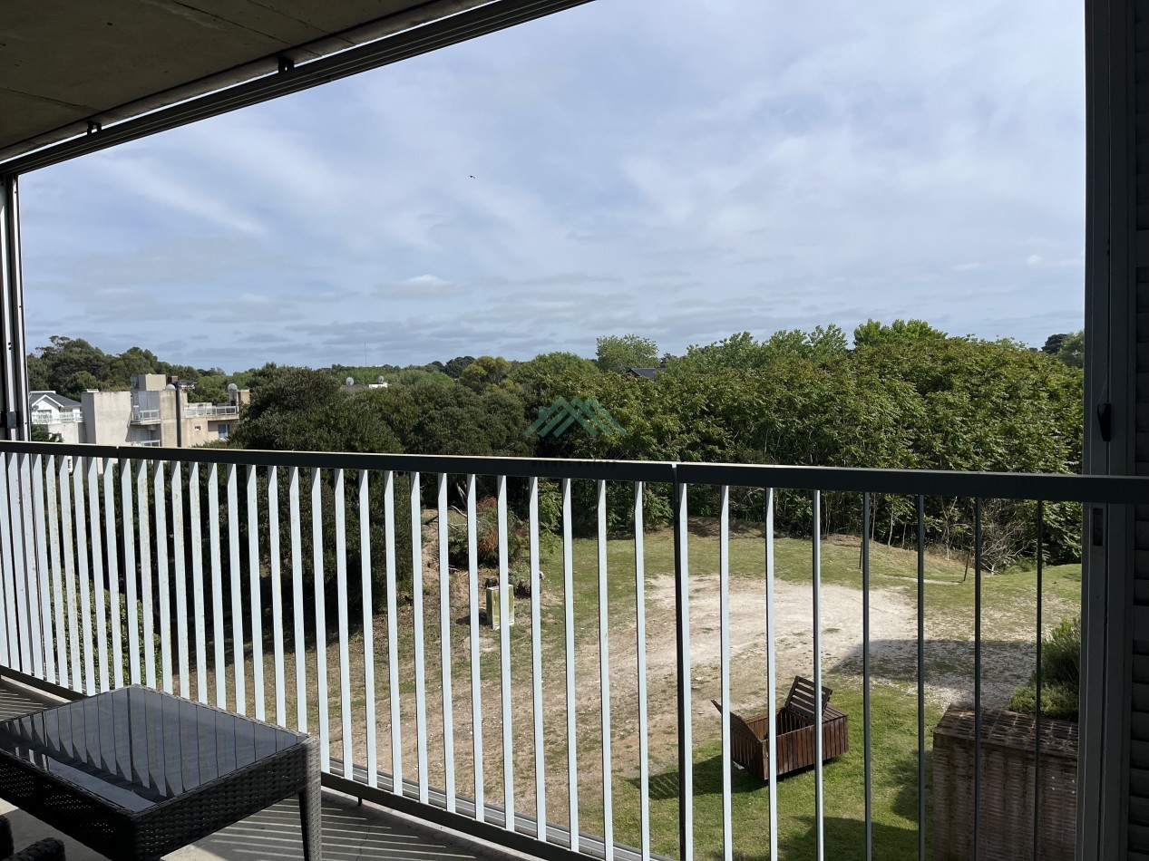 VALERIA DEL MAR - EN VENTA - MODERNO DEPARTAMENTO P/4 A 6 PAX