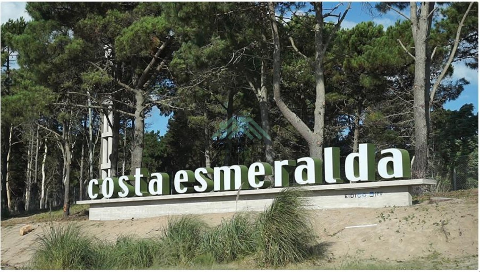 EN VENTA - COSTA ESMERALDA - LOTE BARRIO GOLF 2 - 1.530M2 CON FONDO DE 41M LINEALES DE VISTA AL GOLF