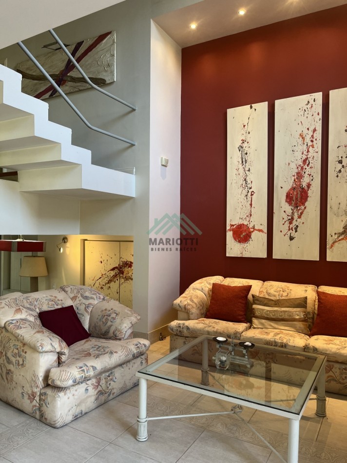 EN VENTA - CASA EN PH - ZONA IGLESIA - 3 DORMITORIOS Y DEPENDENCIA