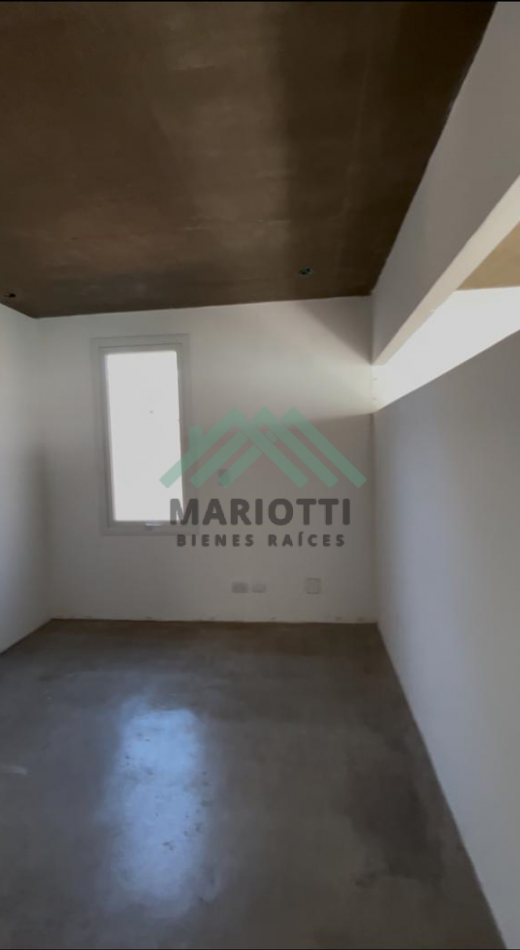 EN ALQUILER - ESPECTACULAR LOCAL DE  465M2 OSTENDE - PINAMAR