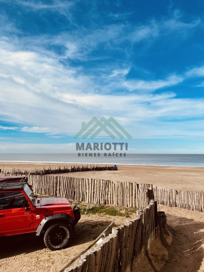 EN VENTA - PINAMAR CENTRO - LOTE MULTIFAMILIAR 