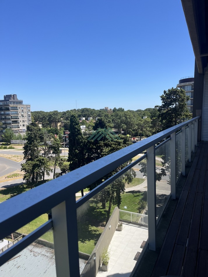 2026 - EN ALQUILER ANUAL - PINAMAR CENTRO - DEPARTAMENTO 2 AMB CON AMENITIES 
