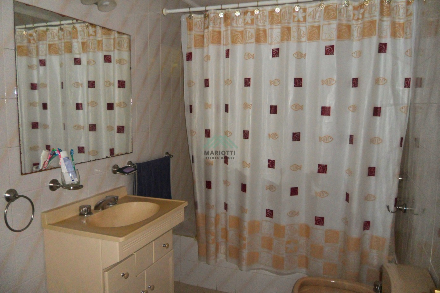 EN VENTA - OSTENDE - CASA 3 DORMITORIOS 2 BAÑOS CON DEPARTAMENTO INDENPENDIENTE