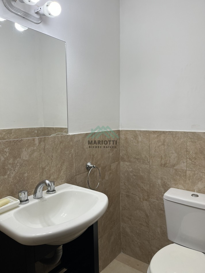 EN VENTA - COSTA ESMERALDA - GOLF I - CASA 3 DORMITORIOS Y PILETA