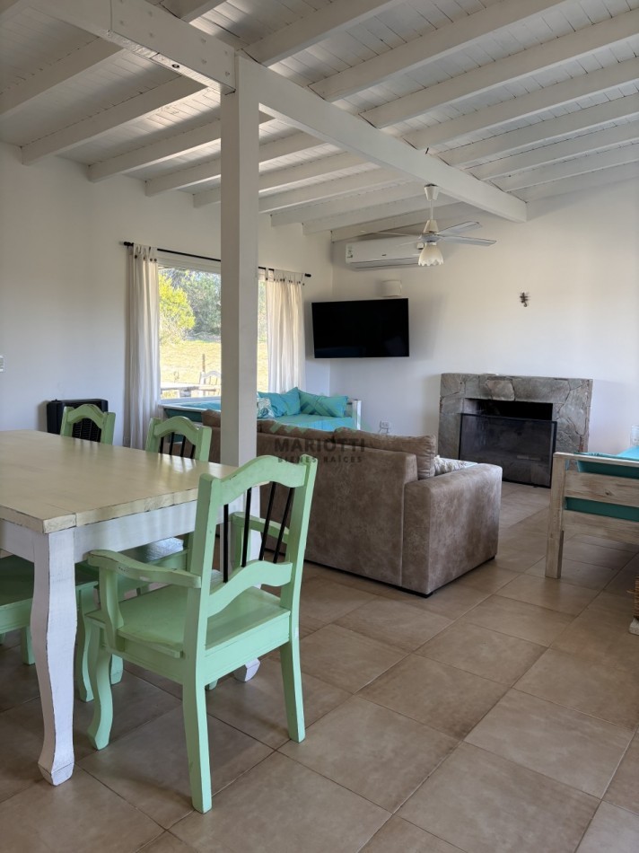 EN VENTA - COSTA ESMERALDA - GOLF I - CASA 3 DORMITORIOS Y PILETA