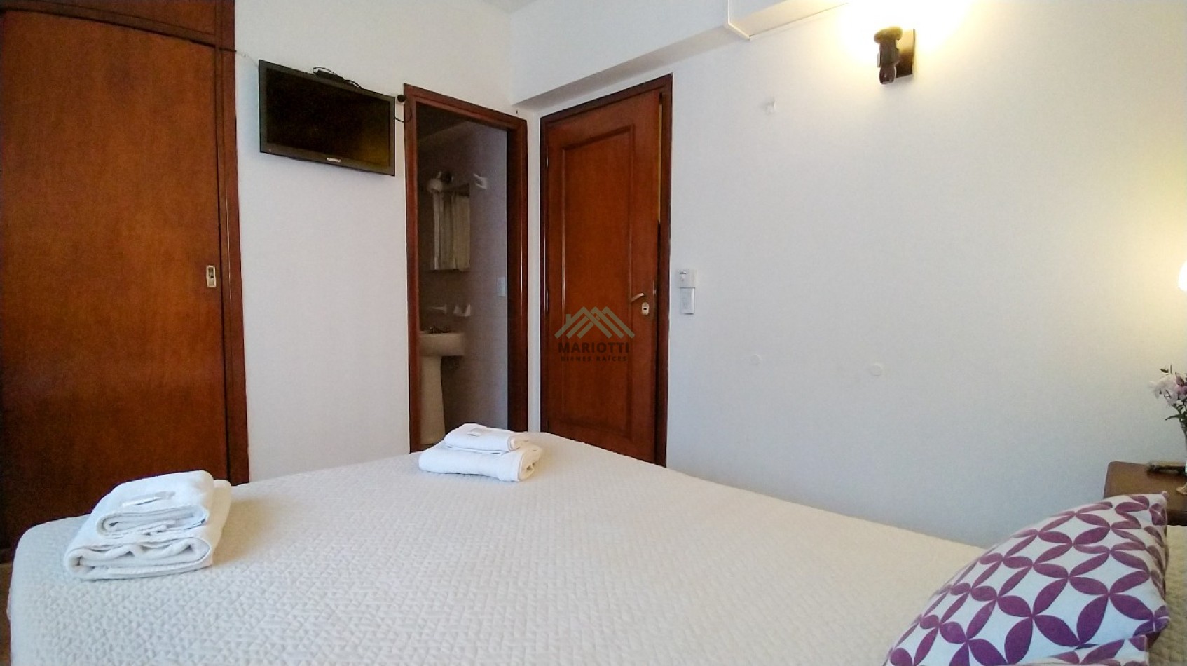 EN VENTA - PINAMAR - CENTRO - HOTEL 40 HABITACIONES 