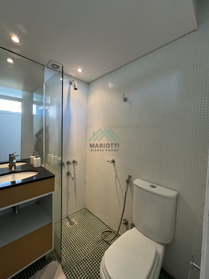 EN VENTA - VALERIA DEL MAR - PINAMAR - DEPTO 3 AMBIENTES CON PILETA Y AMPLIA COCHERA