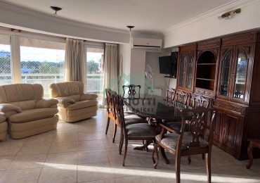 EN ALQUILER ANUAL - PINAMAR - CENTRO - DEPARTAMENTO SEMIPISO CON ESTACIONAMIENTO PRIVADO 